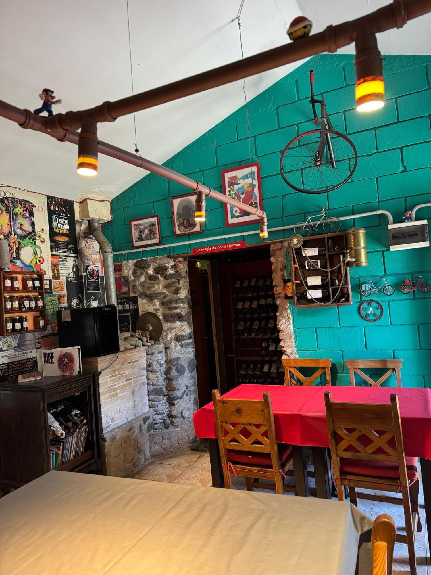 La Bicicleta Solar Casa Abierta Hostel Villa Independencia Εξωτερικό φωτογραφία